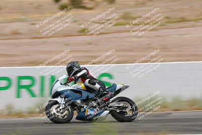 media/Jun-04-2022-WERA (Sat) [[b852bbbd55]]/Race 9 LW Twins Superbike V6 LW D Superstock/